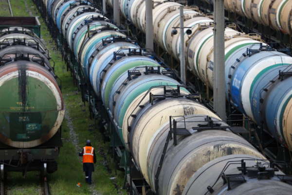 小熊猫配资 俄印“石油蜜月”到头了？美国笑到最后